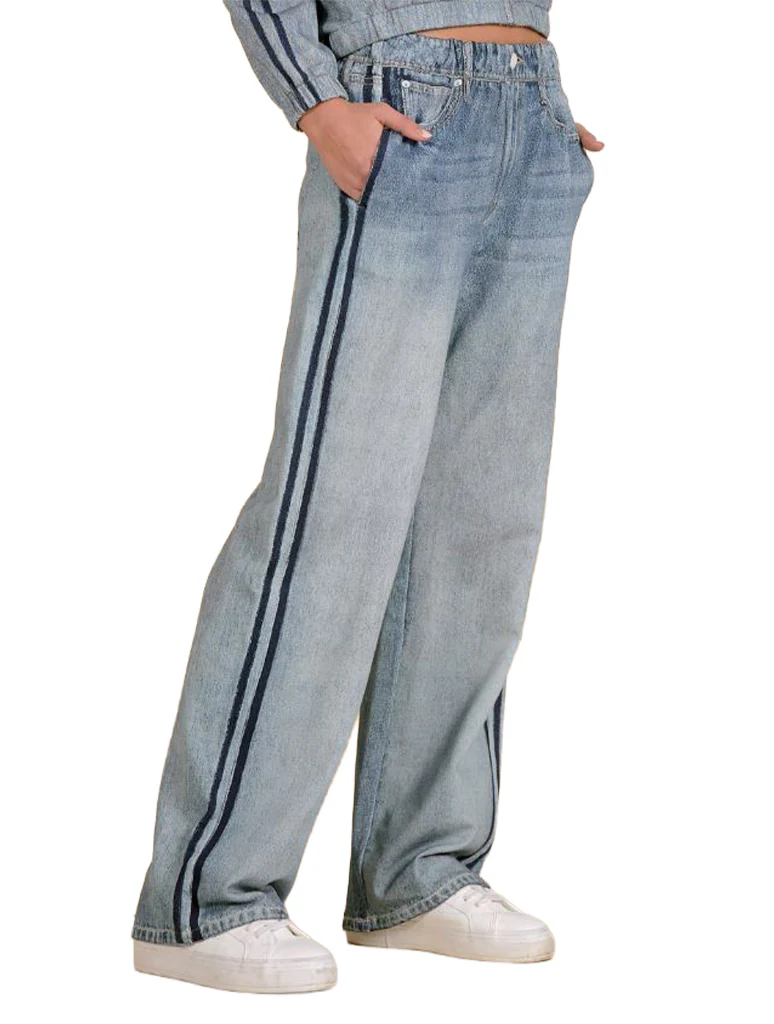 Baggy Jeans With Track Stripe