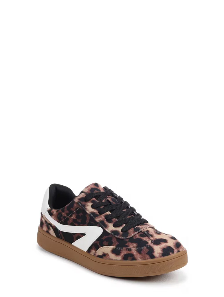 DV Voyage Sneaker - Image 6
