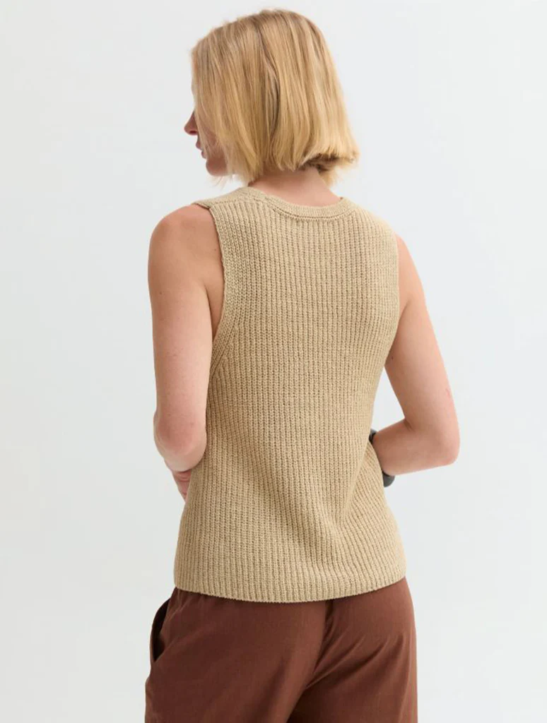 Janie Beachy Sweater Vest - Image 2