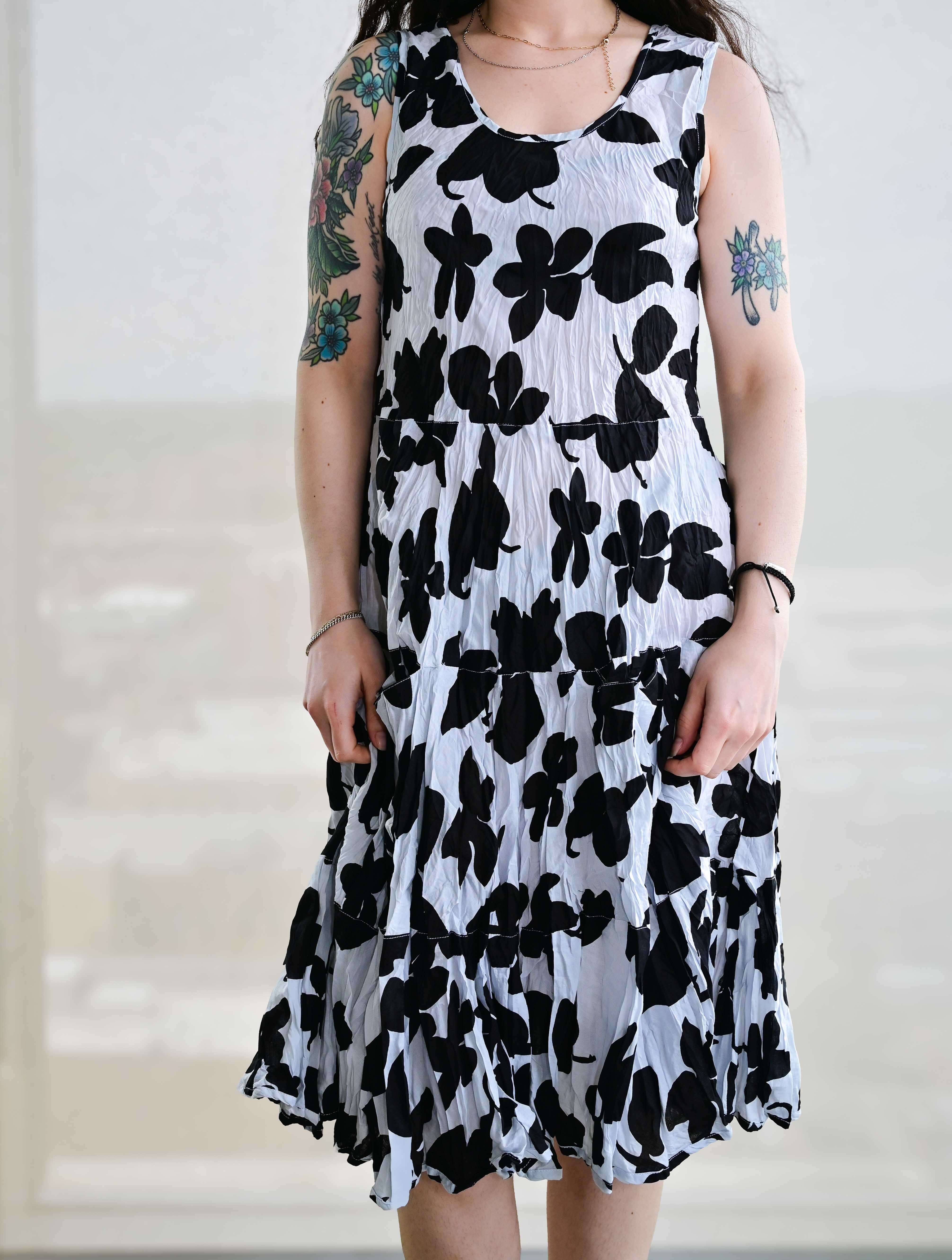 Joy Sleeveless Dress - Image 3