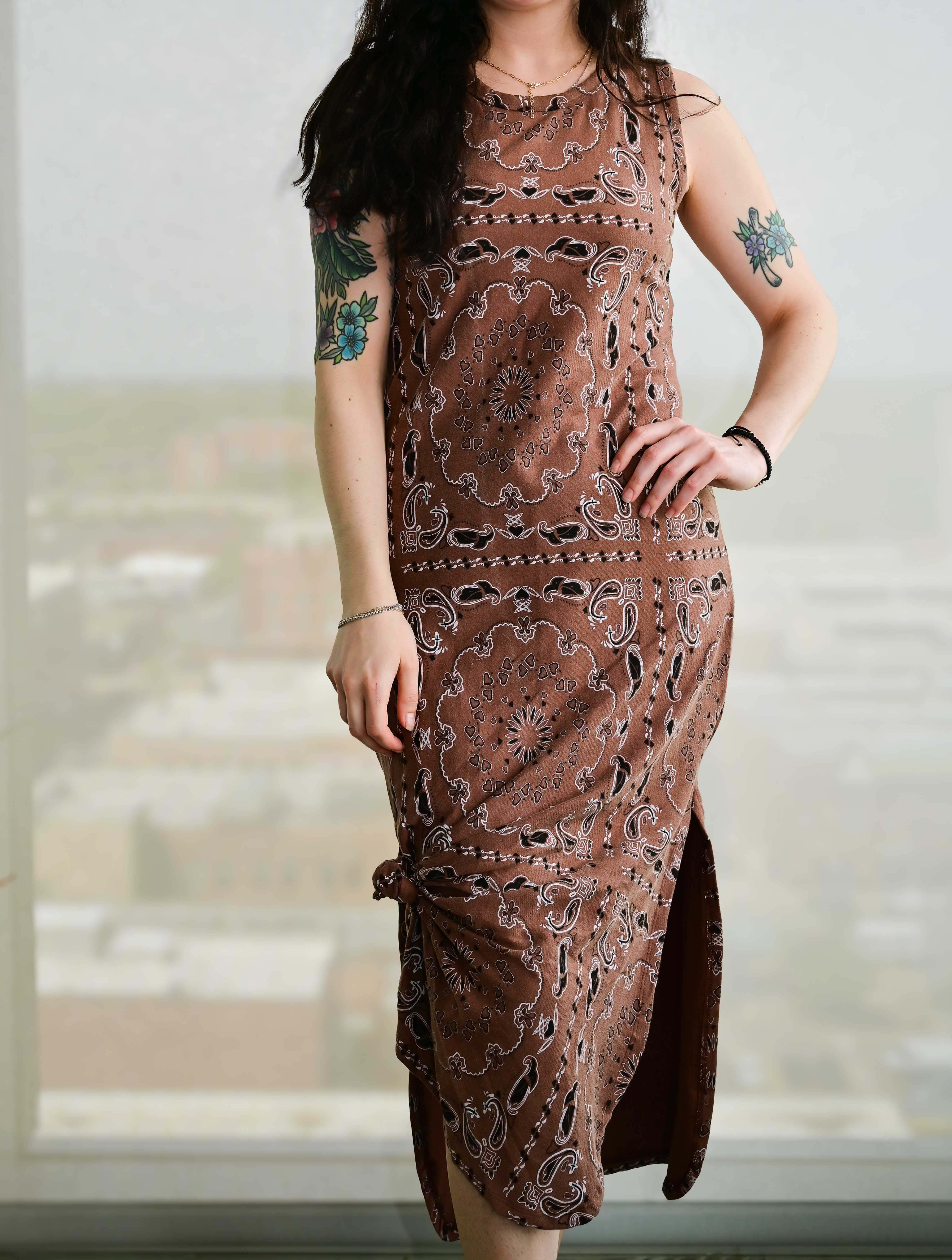 Kiki Sleeveless Knotted Maxi Dress - Image 2
