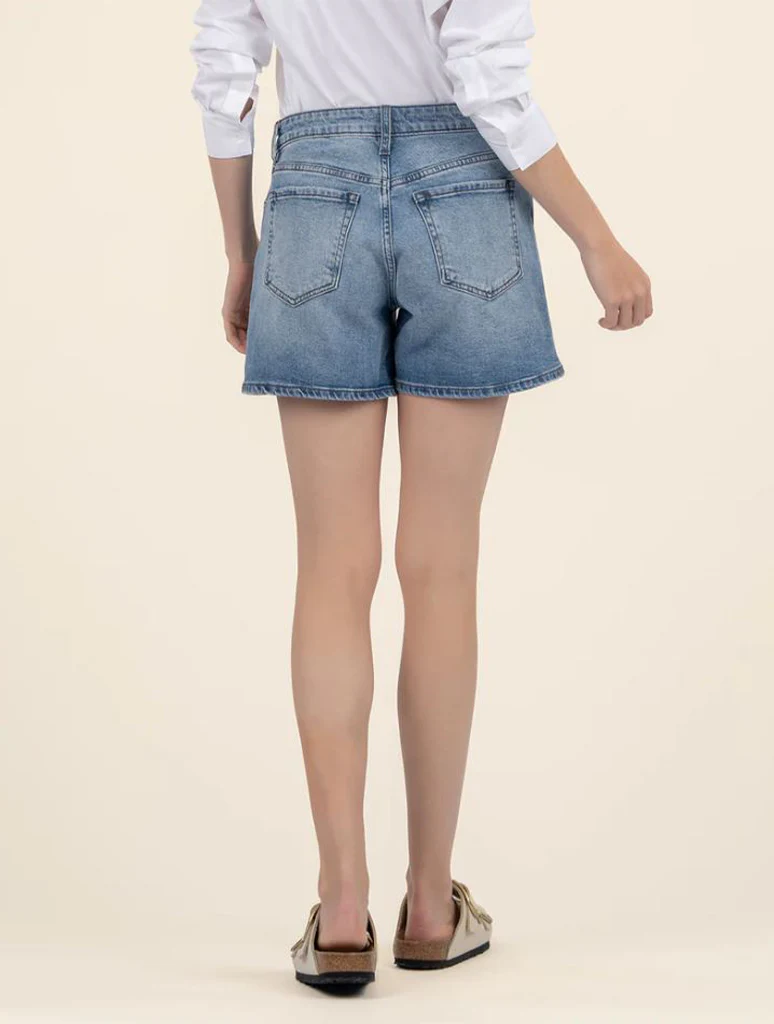 Kut From The Kloth Jane High Rise Short with Regular Hem - Image 3
