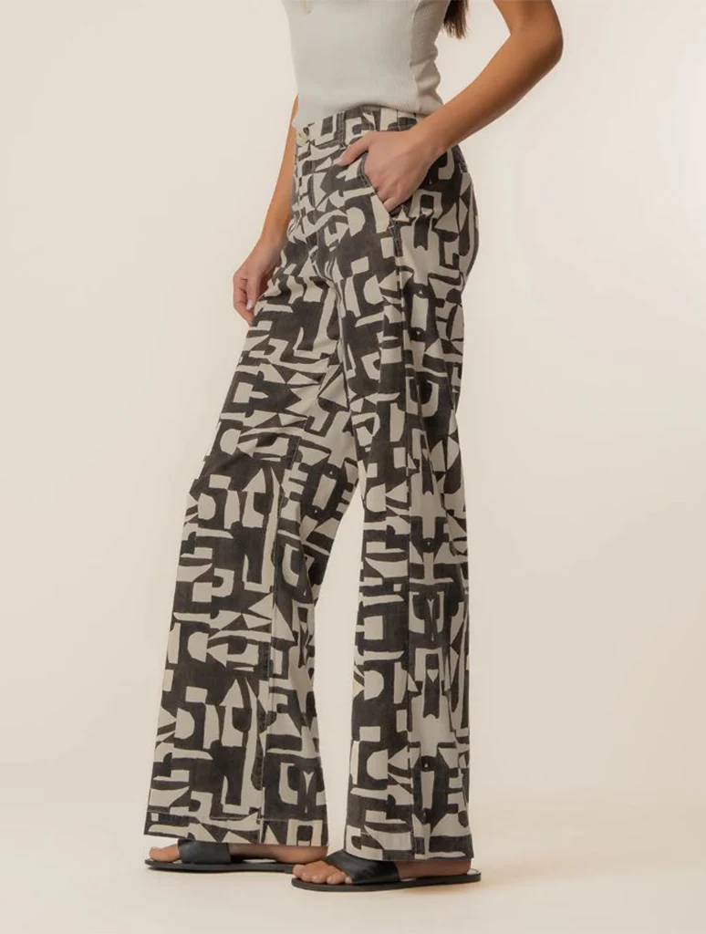 Kut From The Kloth Meg High Rise Wide Leg Patterned Linen Pants - Image 2
