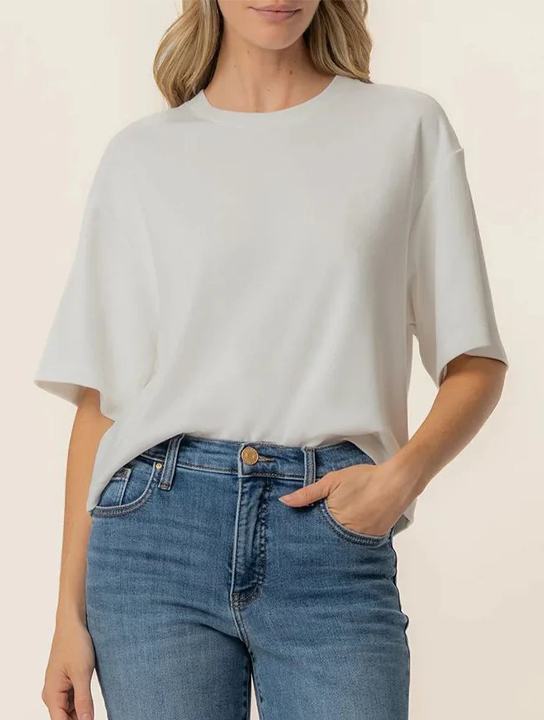 Kut from the Kloth Reina Boxy Tee