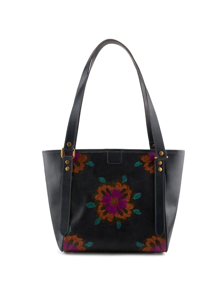 L'Artiste Stuff Luv Tote Bag - Image 4