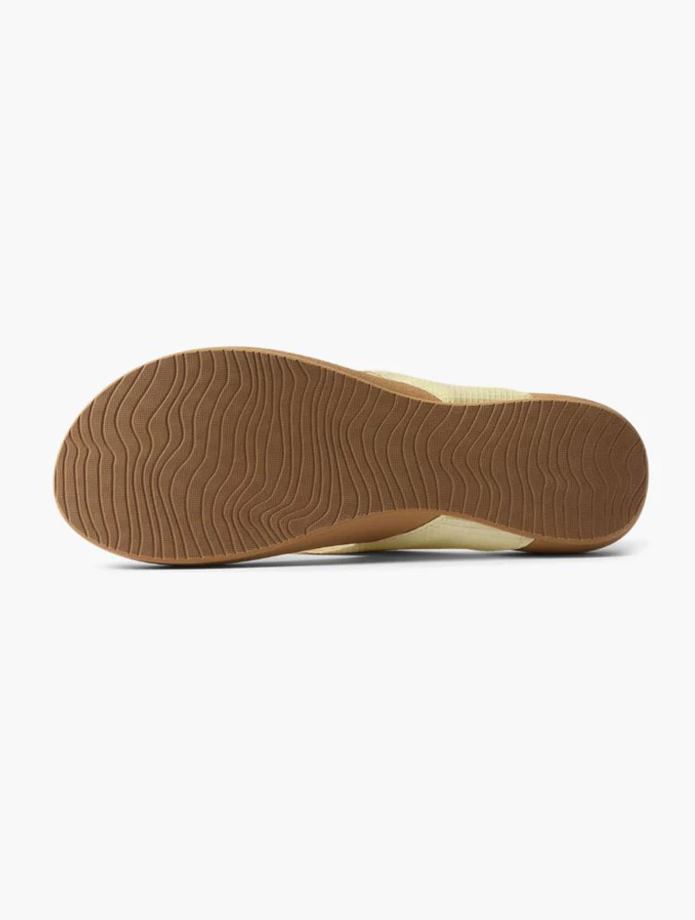 REEF Cushion Melody Flip-Flip Sandal - Image 4