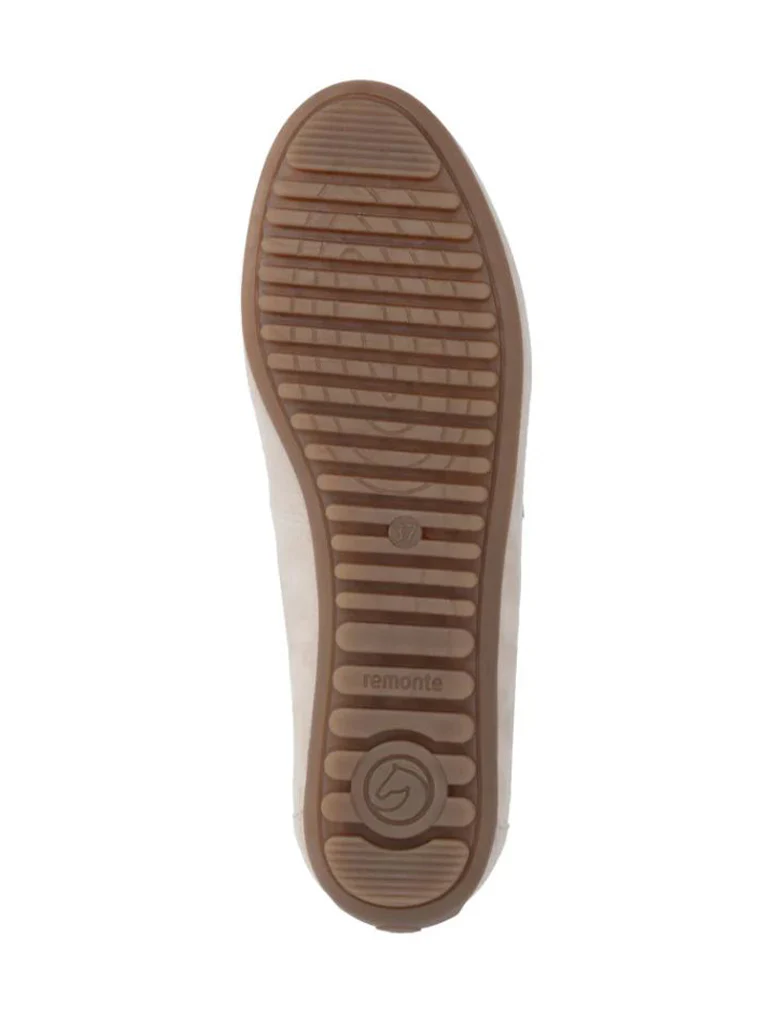 Remonte D3K00 Antonia Loafer - Image 8