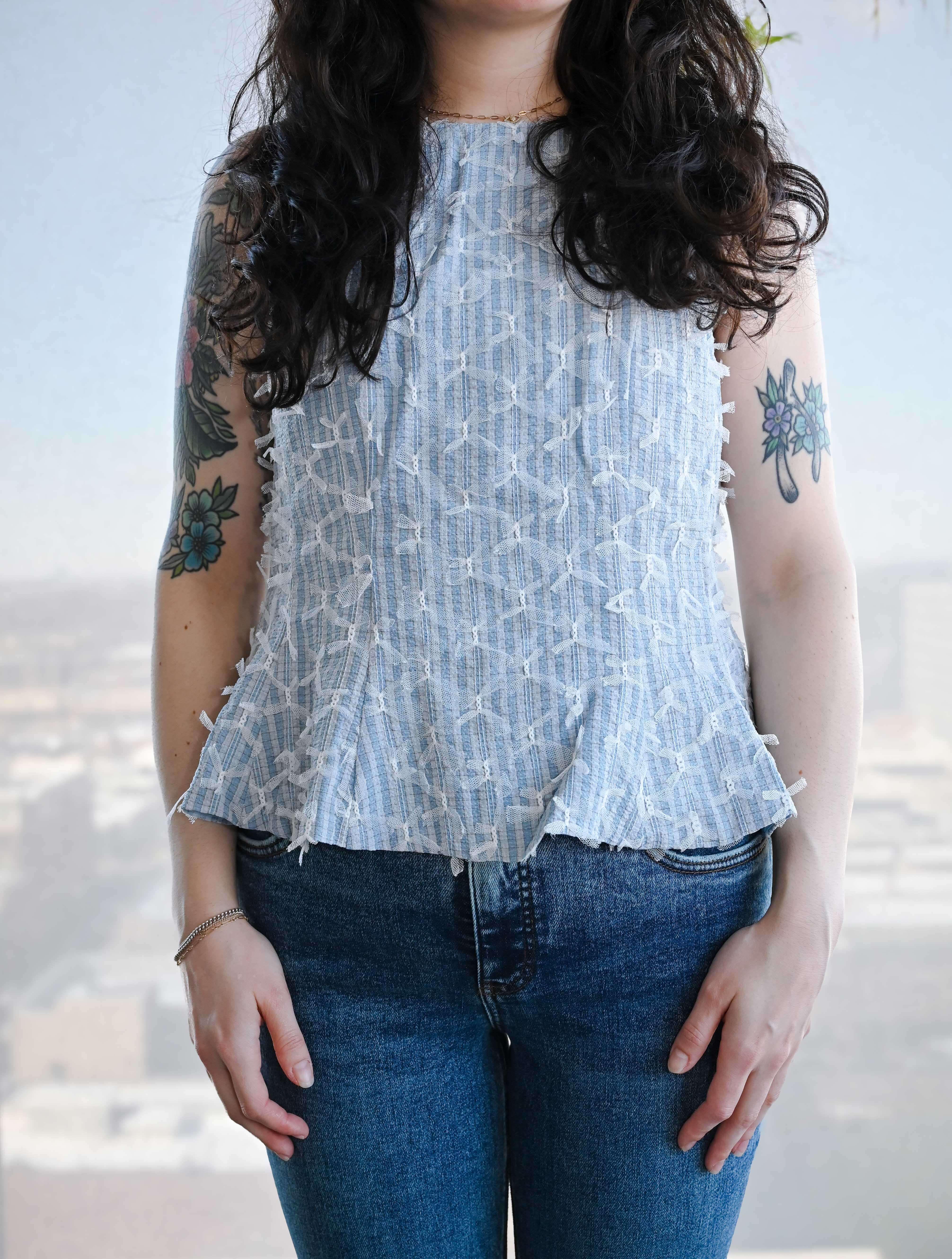Sleeveless Patterned Top - Image 3