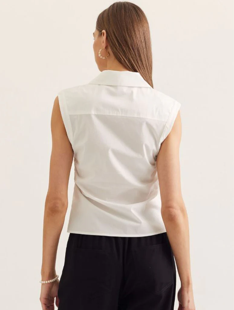 Solid Sleeveless Collared Ruched V-Neck Top - Image 3