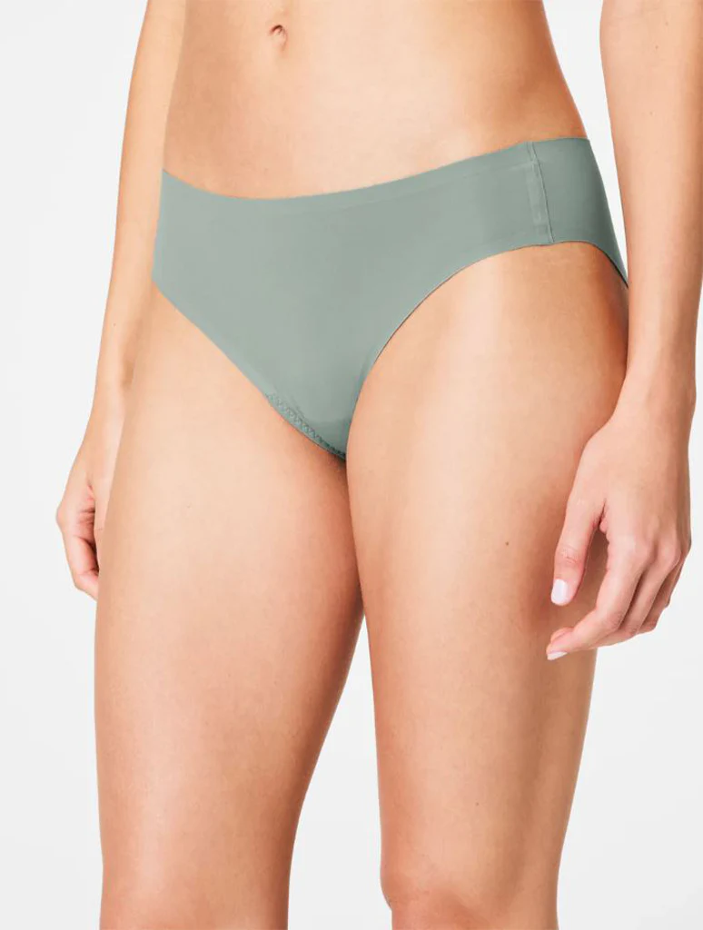 SPANX Fit-To-You Bikini Underwear 3-Pack - Image 7